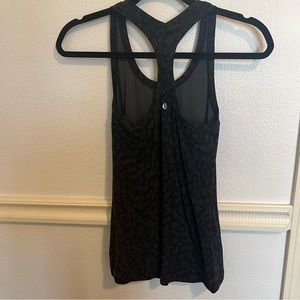 Lululemon tank top, size 6